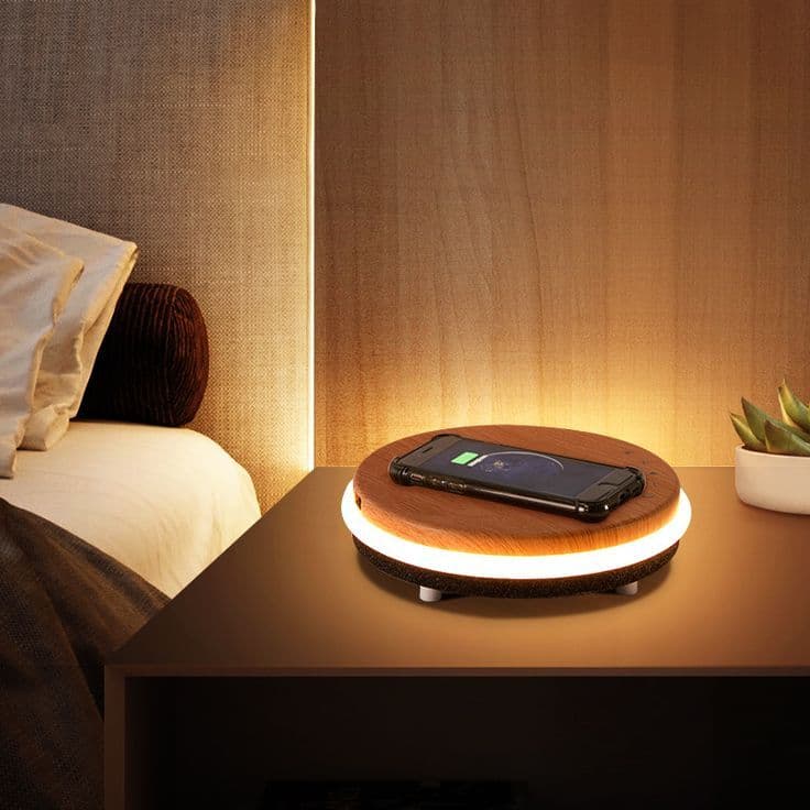 Best Wireless Chargers for Desk, Bedside & Car Use